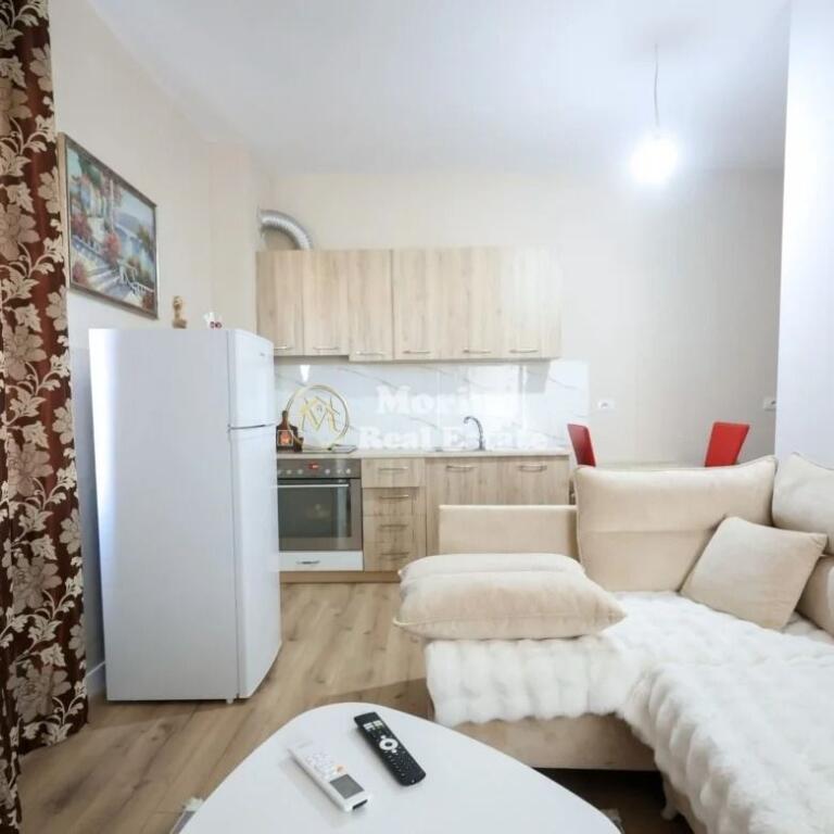 Rent | 2 Apartments 3 + 1 | Fresku | 450 €/month