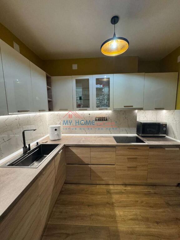 Apartament 1+1 me Qira tek Myslym Shyri