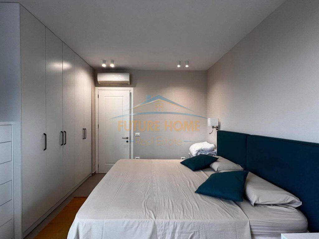Qera, Apartament 1+1 tek Komuna e Parisit! 900 €