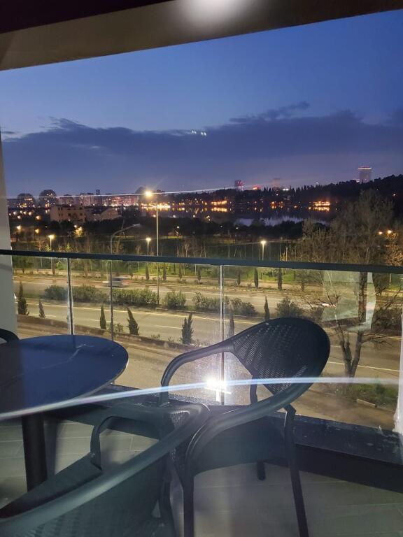 2+1,furnished dry lake,1400 euros,1 parking space