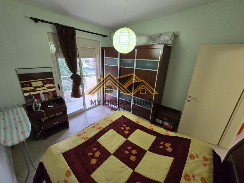 Shitet Apartament 1+1 +Verand tek Kompleksi Lura 1 Gjiri i Lalzit!