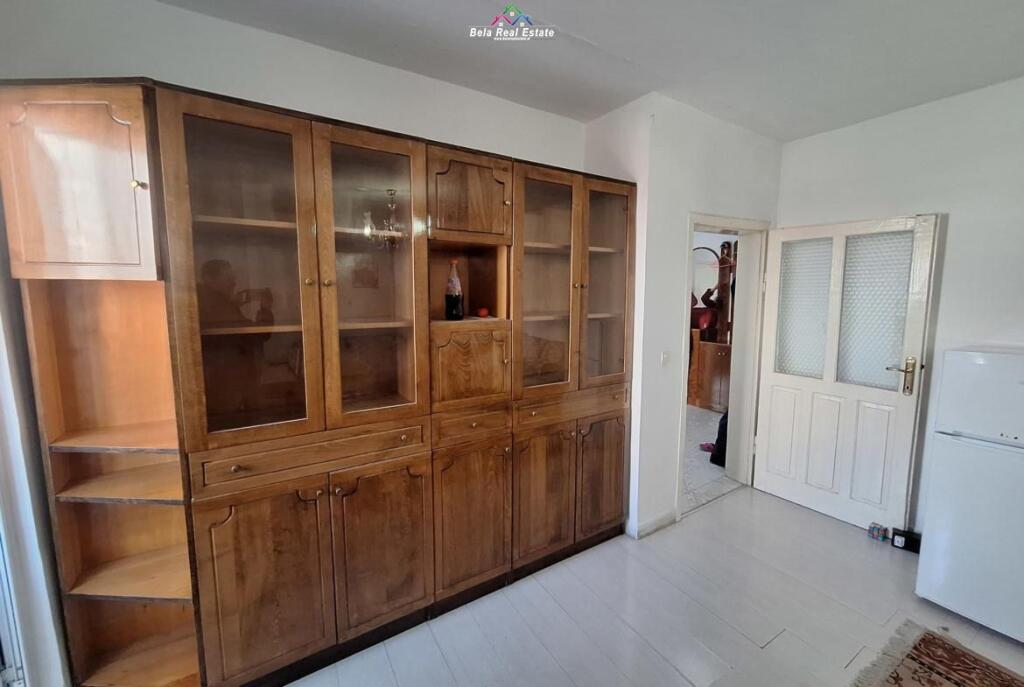 Apartament Per Shitje 2+1 Ne Ali Dem (ID B121207) Tirane