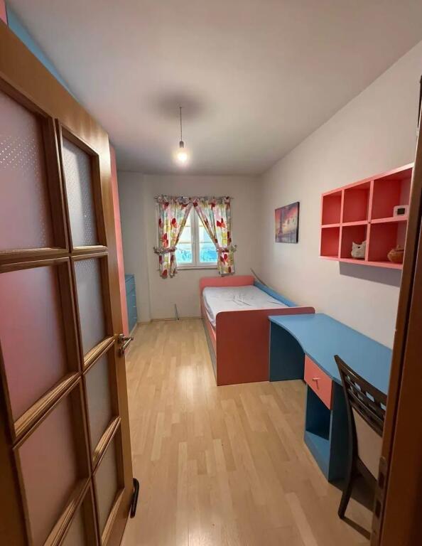 Apartament 2+1+2 tualete per shitje Te rruga Irfan Tomini