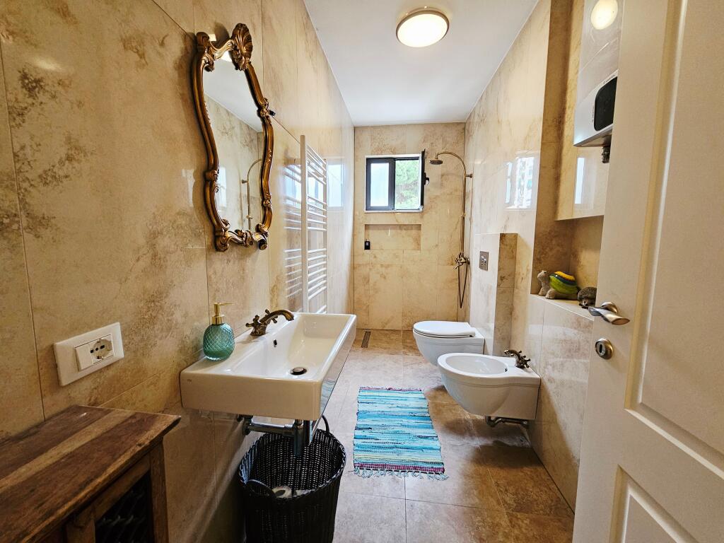 Super apartament 2+1 ne shitje te Air Albania