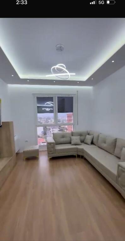 Apartament me qera 3+1+2