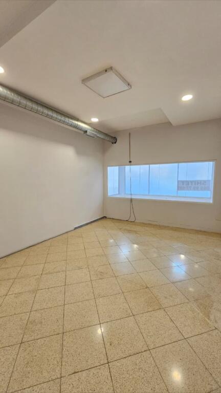 Vendesi Commerciale di Lusso in Vendita – 136 m², Grande Anello (Shkëlqim Fusha)