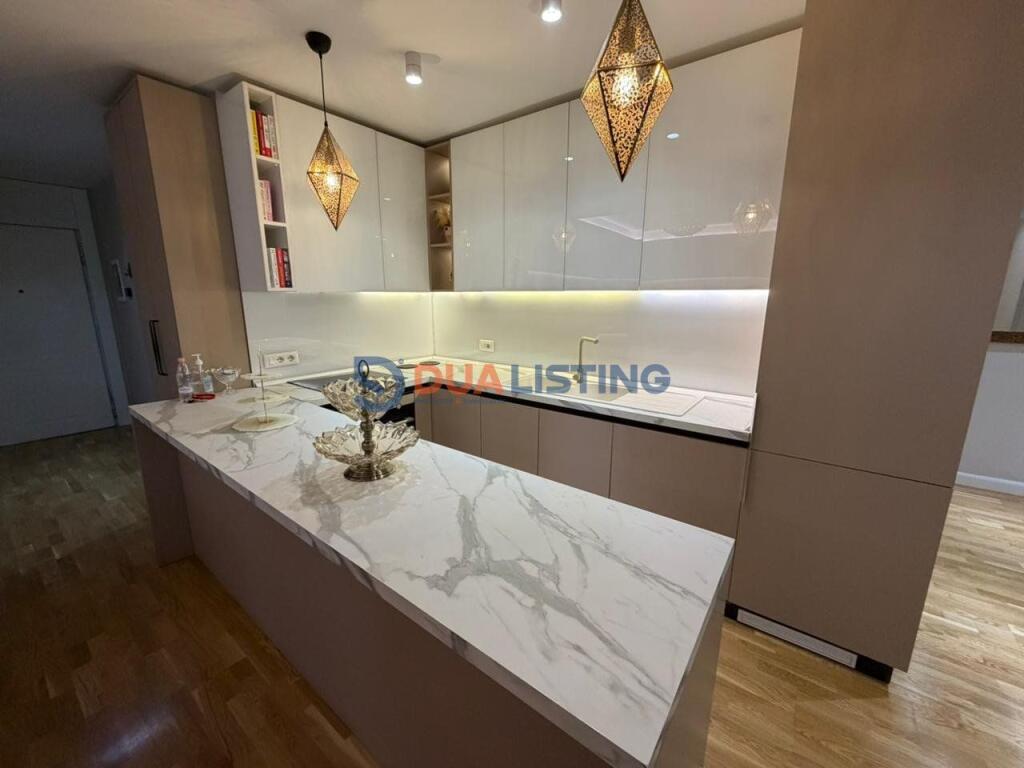 Apartament 3+1+2 ne shitje tek Rruga Elbasanit!