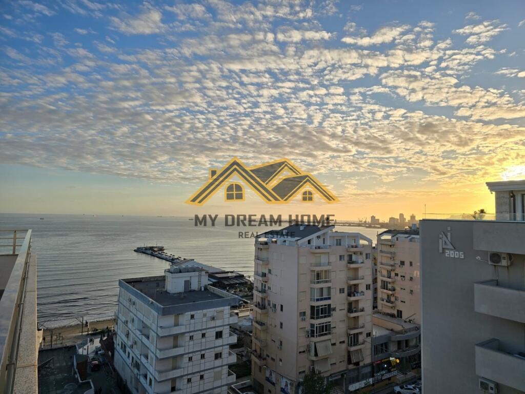 SHITET PAPAFINGO NE PLAZH-RROTA E KUQE!