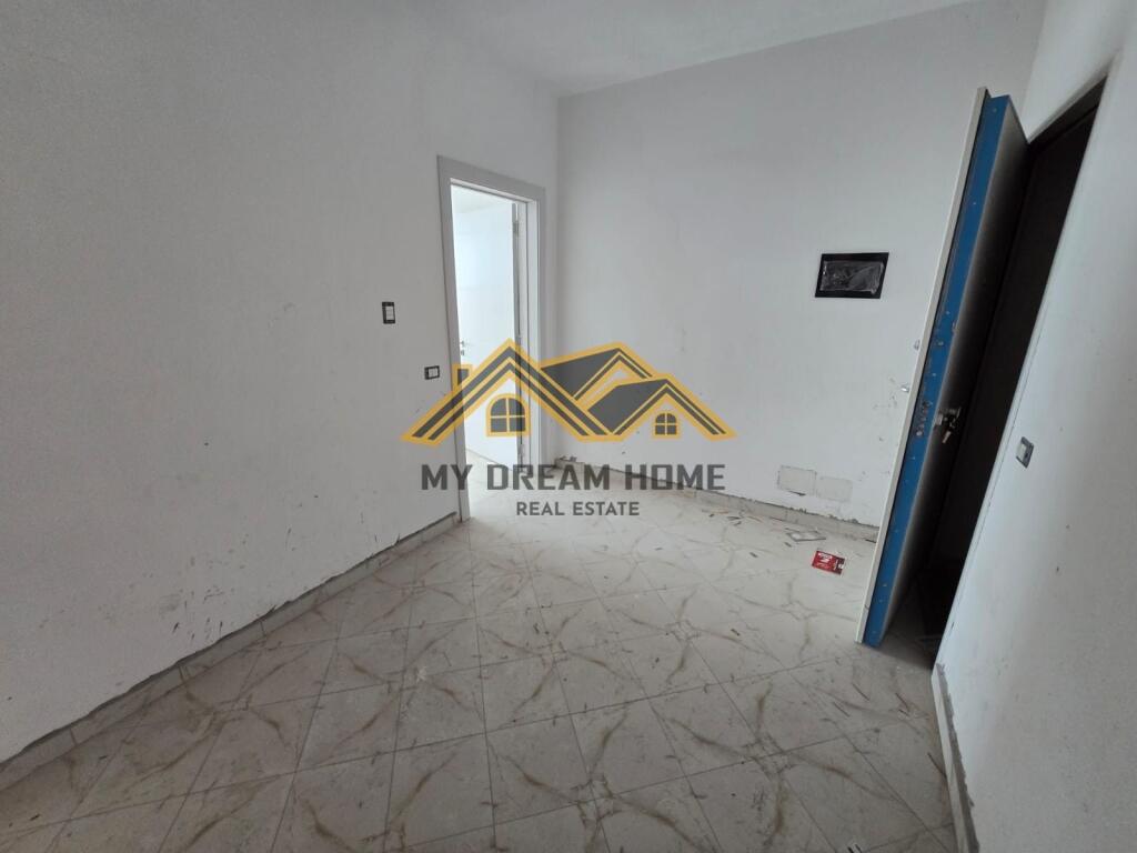 SHITET APARTAMENT 1+1+ DEPO NE VOLLGA DURRES!