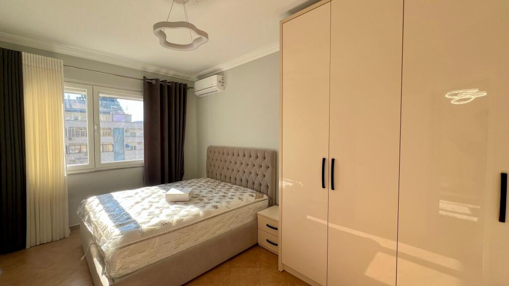 Me Qera : 2+1+ Kuzhine Vec📍Rruga e Kavajes ( 7 Min Larg Qendres🏃🏻‍♂️) - 75,000 Lek - S.95m² - 100% e Re E Pabanuar ✨