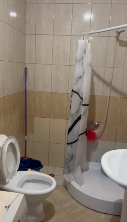 APARTAMENT ME QERA 1+1 RRUGA E DIBRES 45.000 LEKE