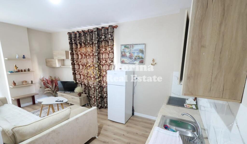 Rent | 2 Apartments 3 + 1 | Fresku | 450 €/month