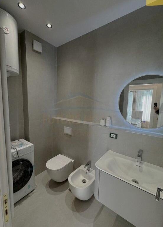 Affitto Appartamento 2+1+Posto Auto, Comune di Parigi