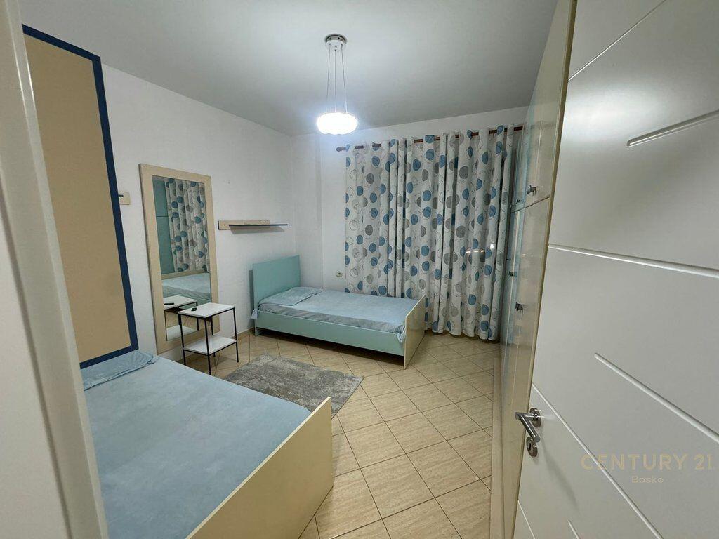 Apartament 2+1 Me Qira Para Restorant Fresku, Tiranë - 700€