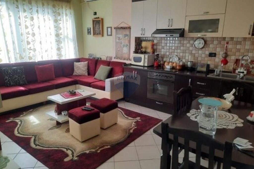 Apartament 2+1 per shitje ne Yzberisht !