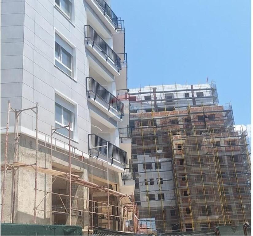 Apartament 2+1 ne shitje tek Brryli !