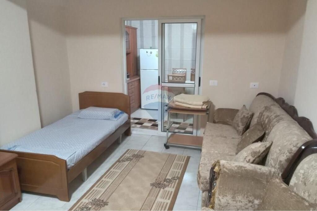 Apartment 2+1 for rent in Laprake!