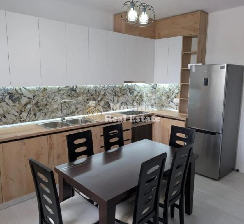 Qera | Apartament 2 + 1 | Astir | 700 €/muaj