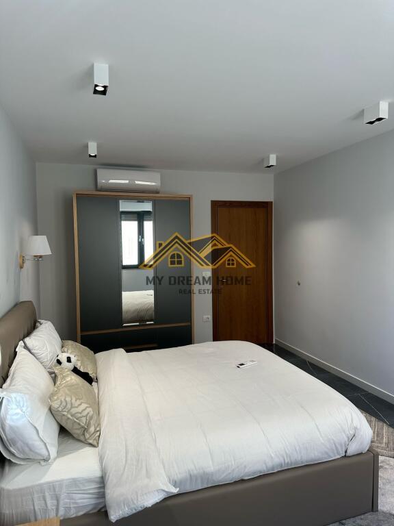 SHITET SUPER APARTAMENT 2+1+2 ME PAMJE DETI