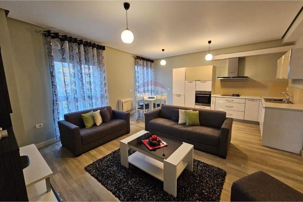 Apartament 2+1 per qira tek Rruga e Kavajes!