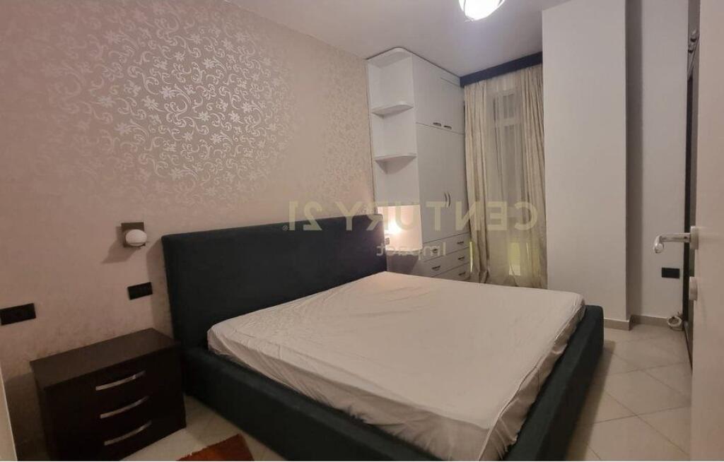 Appartamento 1+1 con 2 posti auto in affitto a VILA L