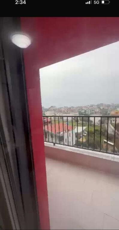 Apartament me qera 3+1+2