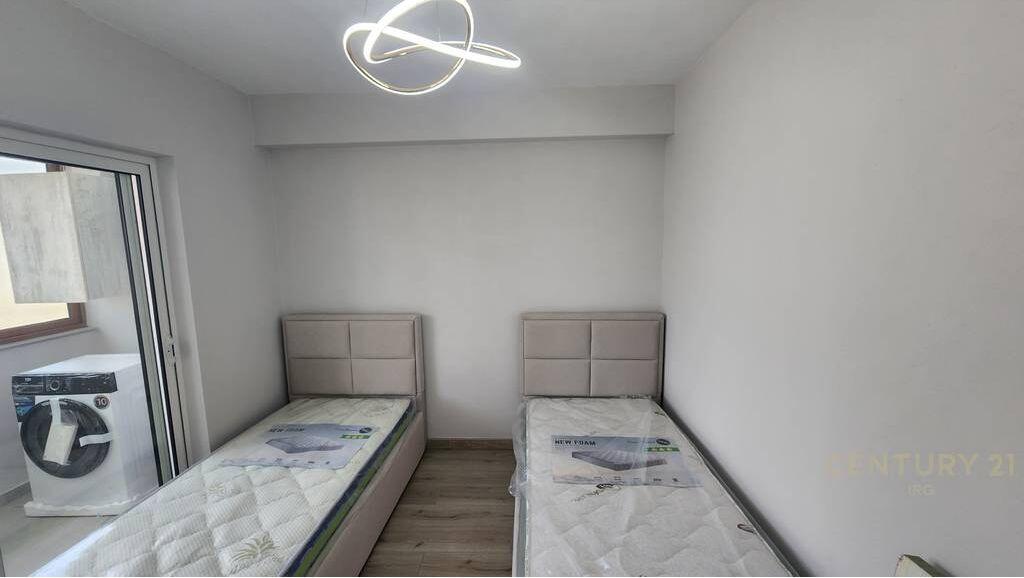 APARTAMENT 1+1 PER QIRA PAS GLOBE!
