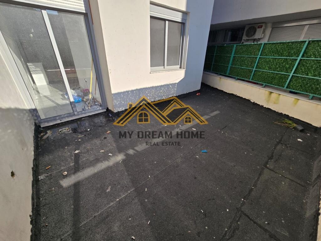 SHITET APARTAMENT 2+1 QENDER DURRES