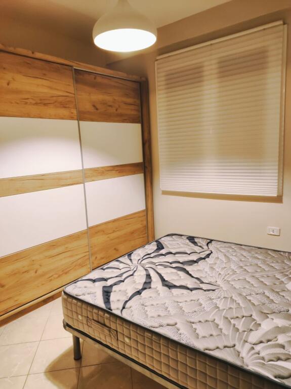 Jepet apartment me qera