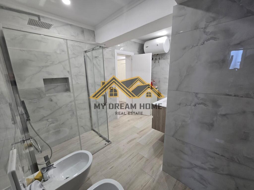 Apartament 2+1 Për Qera në Rrugën e re të Portit, Durrës