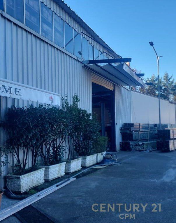 BUZE AUTOSTRADES DR-TR JAPIM ME QIRA 700 M2 KAPANON 1,750 € /Muaj