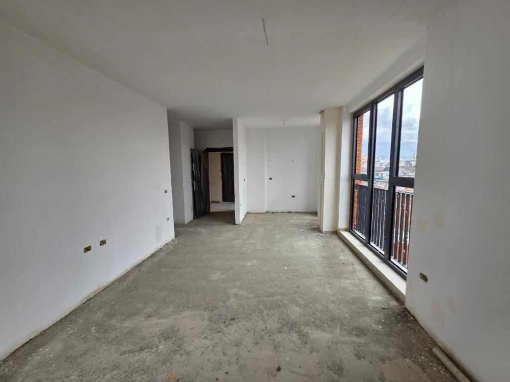 Restorant Durresi Shitet Apartament 2+1+2