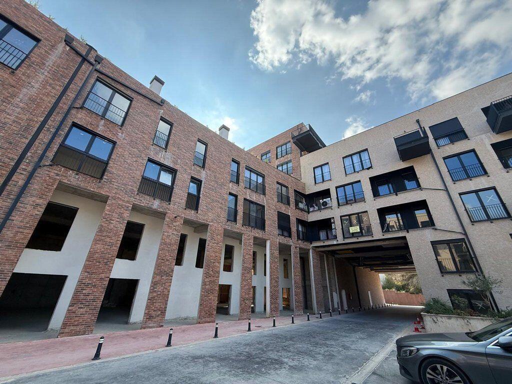 Kodra e Diellit II - Shitet apartament 1+1 me sipërfaqe 80.84 m²!