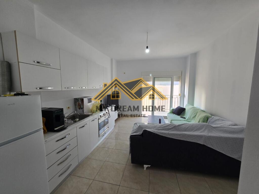 Apartament 2+1 për Shitje te Shkëmbi I Kavajës, Durrës
