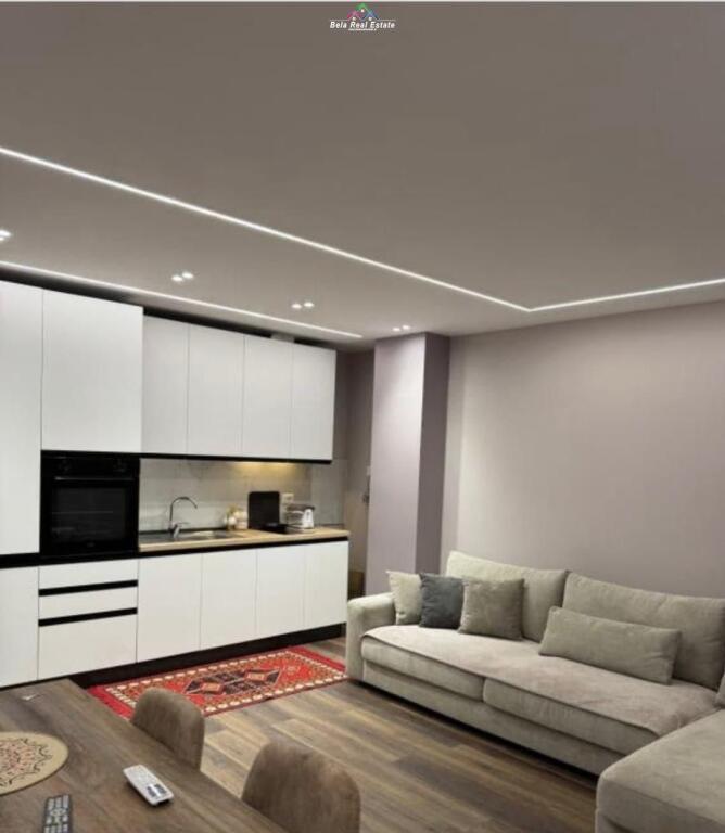 Apartament me qera 1+1 tek Bulevardi Zogu i Pare (ID B2101304) Tirane