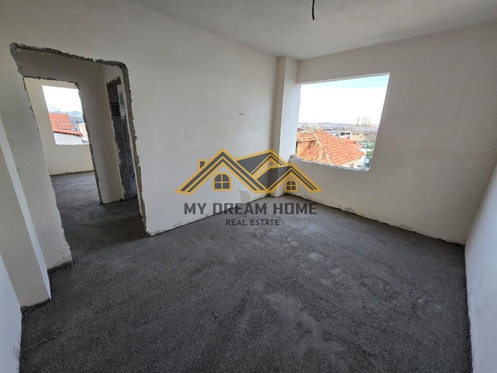 APARTAMENT 2+1 NE FAZE NDERTIMI NE PLAZH DURRES, PER SHITJE!
