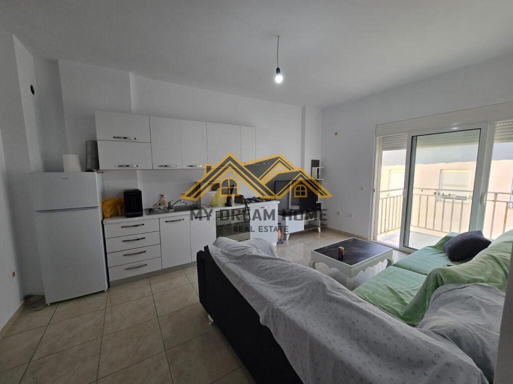 Apartament 2+1 për Shitje te Shkëmbi I Kavajës, Durrës