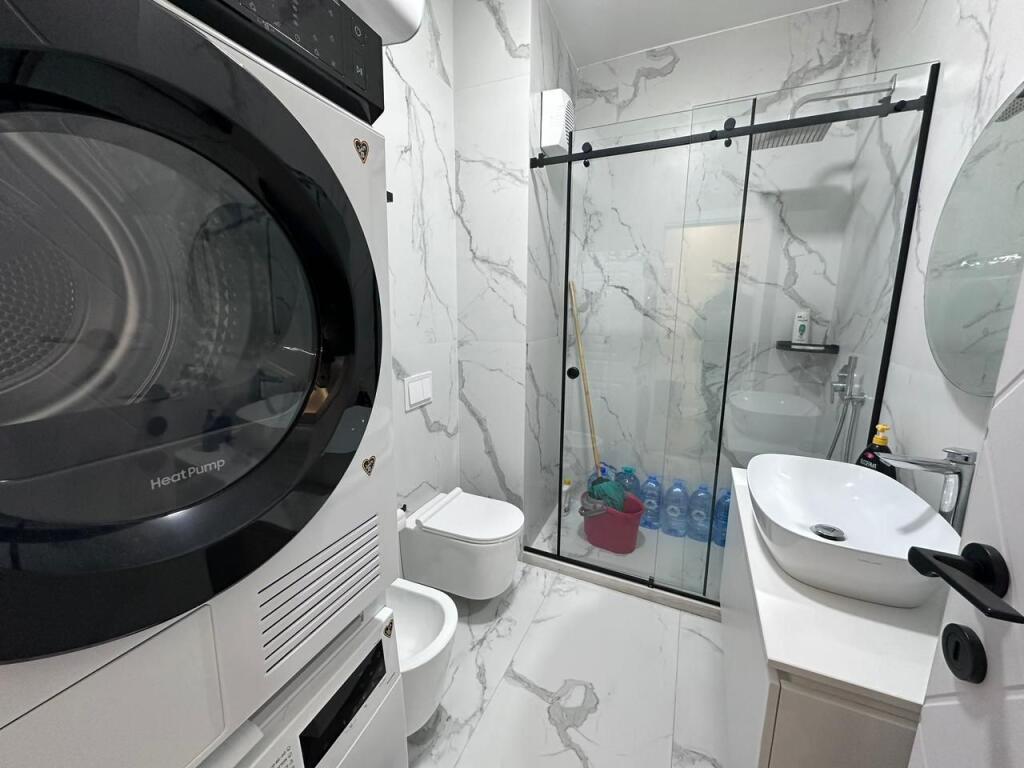 TEG !! Jepet me qera 2+1+2+Parkim !! TEG !!