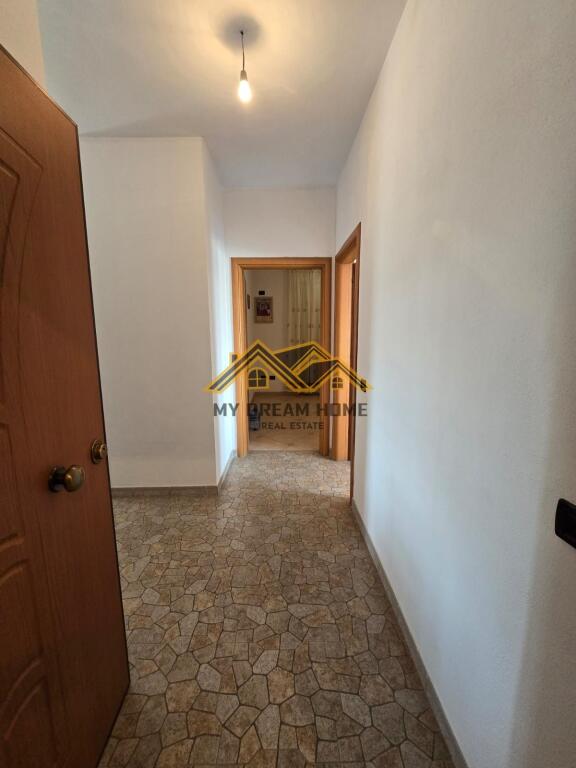 SHITET APARTAMENT 2+1 NE QENDER TE DURRESIT TEK GJYKATA!