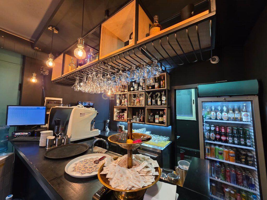 SHITET BAR/KAFE TEK TV KLAN! 250,000 € Sip. Totale  54m2