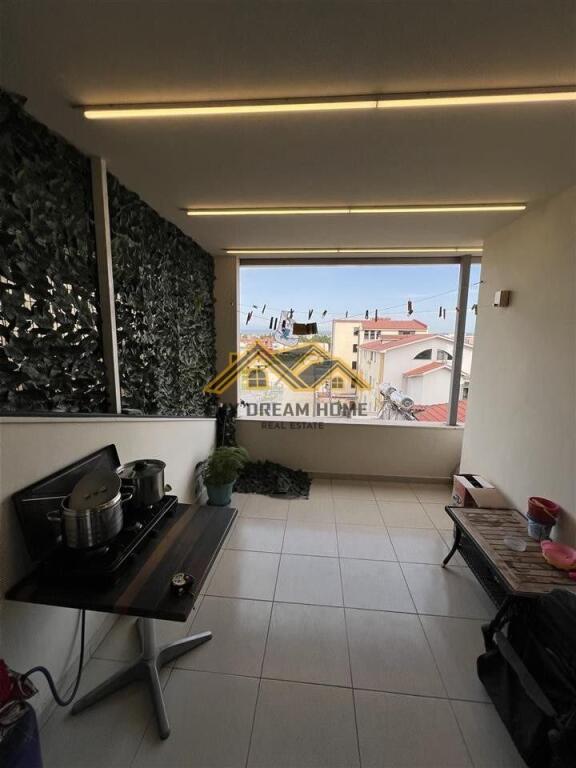 SHITET APARTAMENTI 2+1 NE HYRJE TE DURRESIT!!