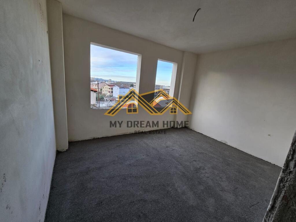 APARTAMENT 2+1 NE FAZE NDERTIMI NE PLAZH DURRES, PER SHITJE!