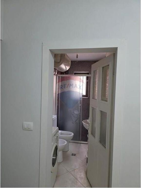 Apartament - Për Shitje - Rruga Muhamet Gjollesha, Tiranë(ID: 530561001-110)