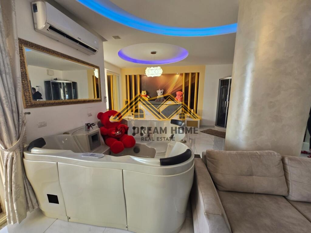 Shitet Super apartament 1+1+Garazhd i investuar, Plazh Durres.