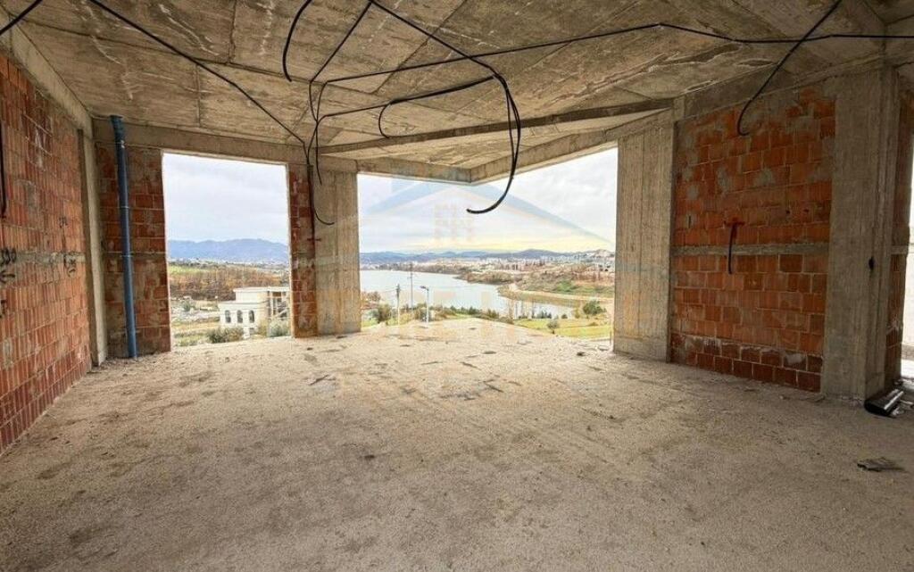 OKAZION ! Shitet, Vile, Farke, Tirane