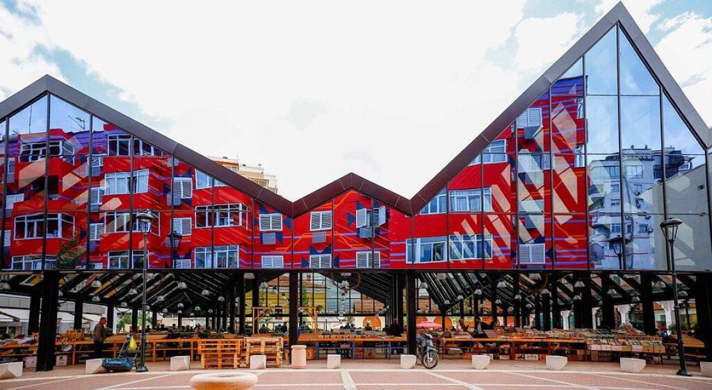 SHITET APARTAMENT 1+1 PAZARI I RI 175.000 EURO