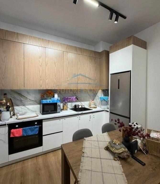 Shitet, Apartament 1+1, Ali Dem, Rezidenca Kaimi , Tirane.