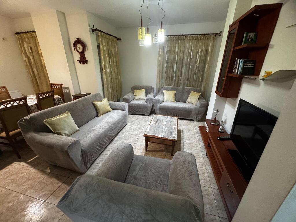 Apartment 2+1 for rent above Kristal center