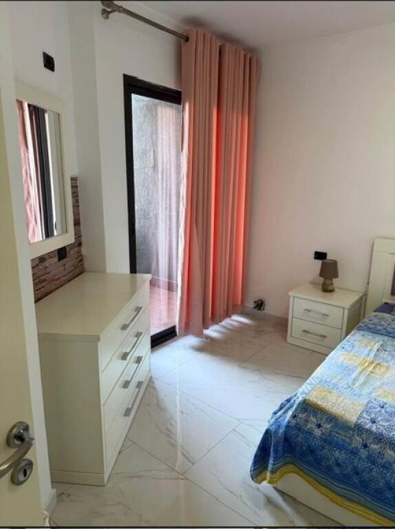 Apartament 1+1 në Astir me 400€