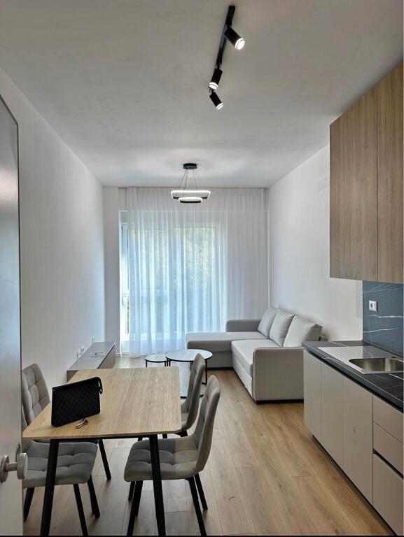 APARTAMENT 1+1 NE SHITJE NE FRESK